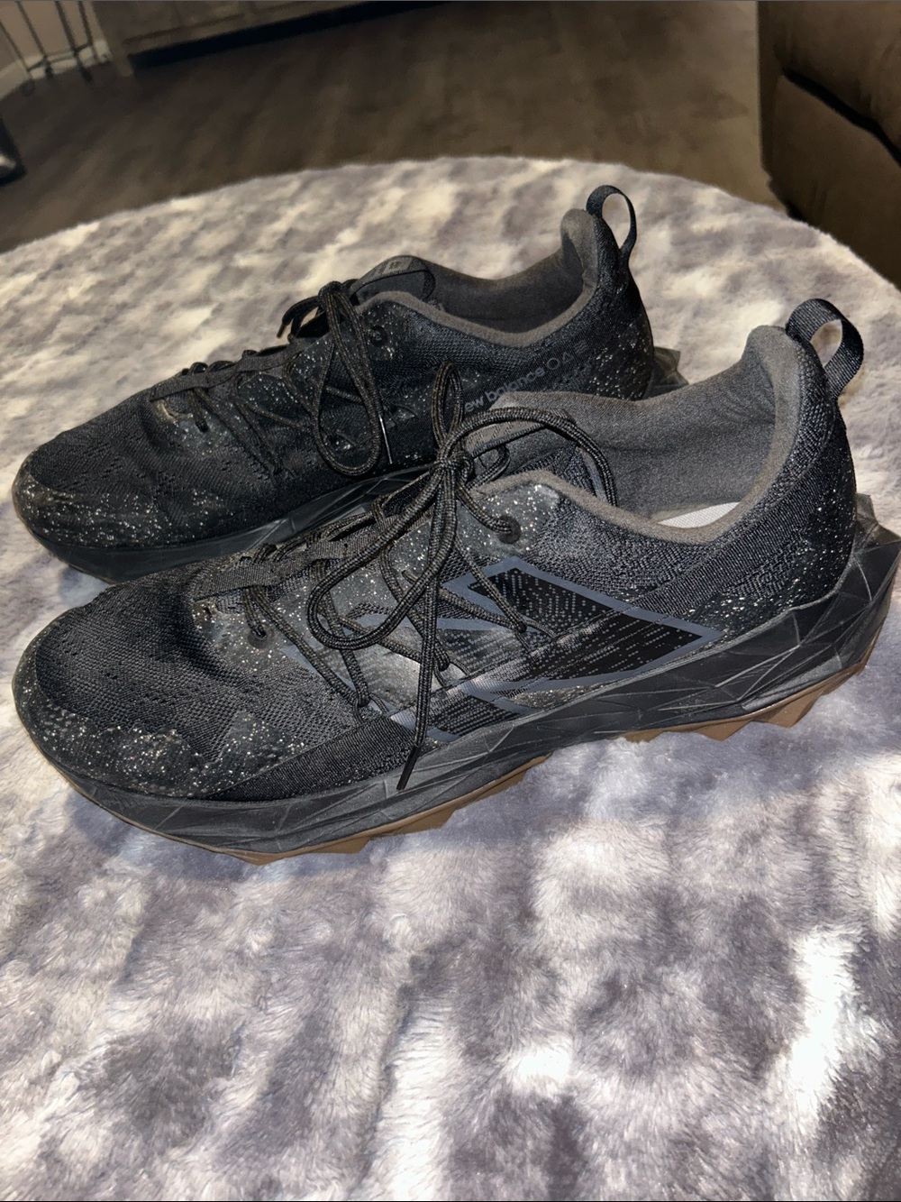 New Balance Men's Black and Brown Trail Sneakers